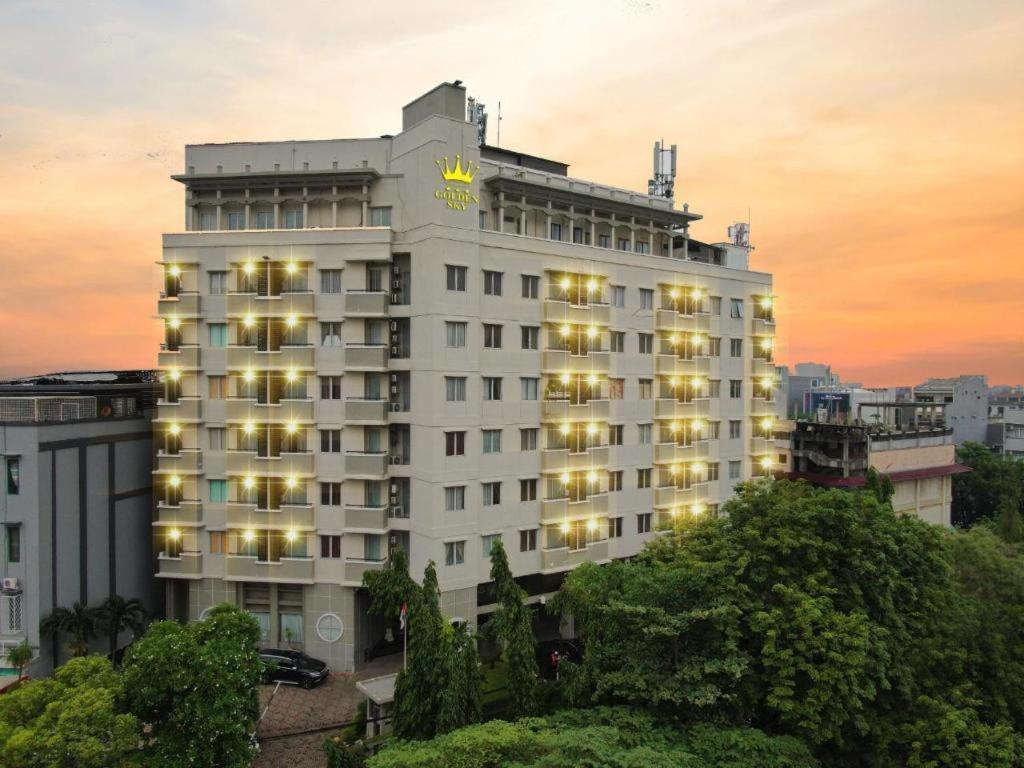 Hotel Golden Sky Pluit Jakarta Ngoại thất bức ảnh