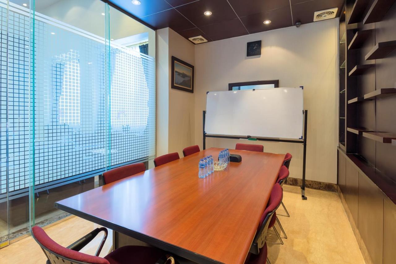Hotel Golden Sky Pluit Jakarta Ngoại thất bức ảnh
