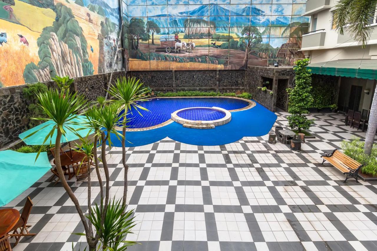 Hotel Golden Sky Pluit Jakarta Ngoại thất bức ảnh