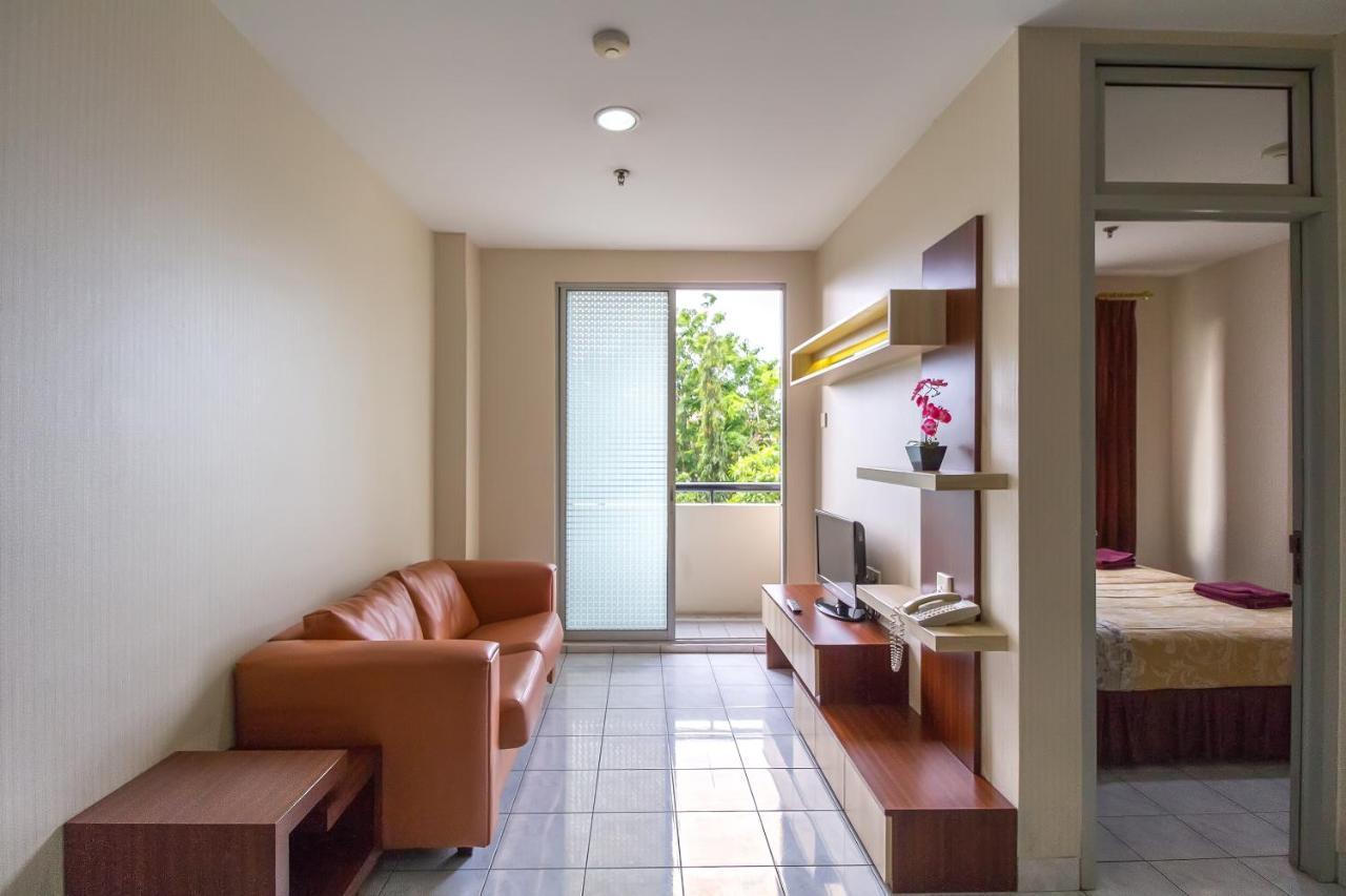 Hotel Golden Sky Pluit Jakarta Ngoại thất bức ảnh
