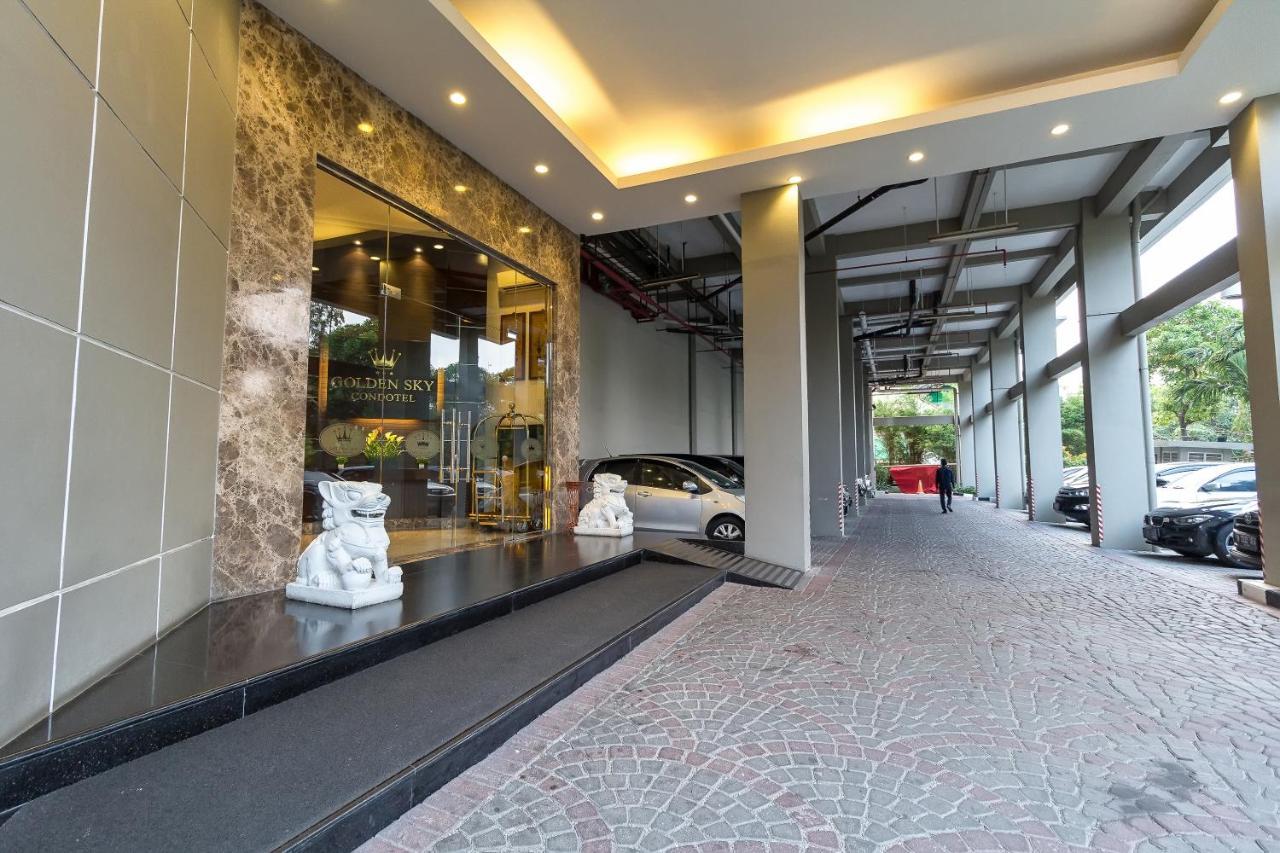 Hotel Golden Sky Pluit Jakarta Ngoại thất bức ảnh